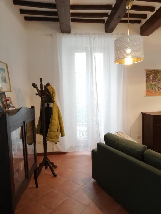 Casa Di Pietro Aretino, Arezzo Centro Storico 4-8 Letti Apartment Bagian luar foto