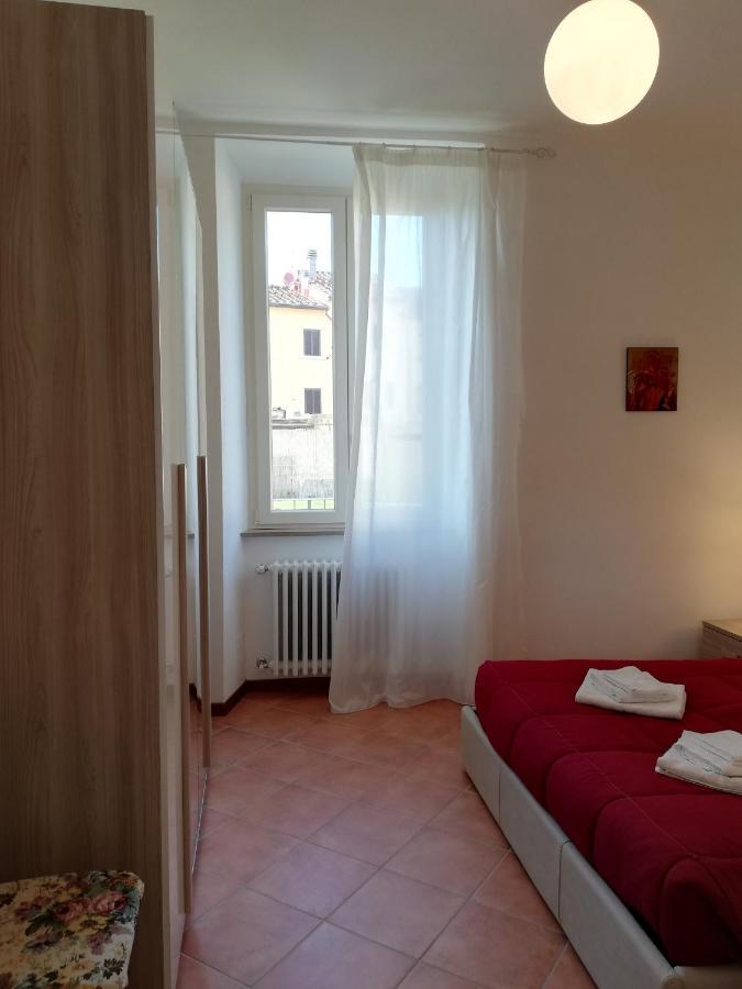Casa Di Pietro Aretino, Arezzo Centro Storico 4-8 Letti Apartment Bagian luar foto