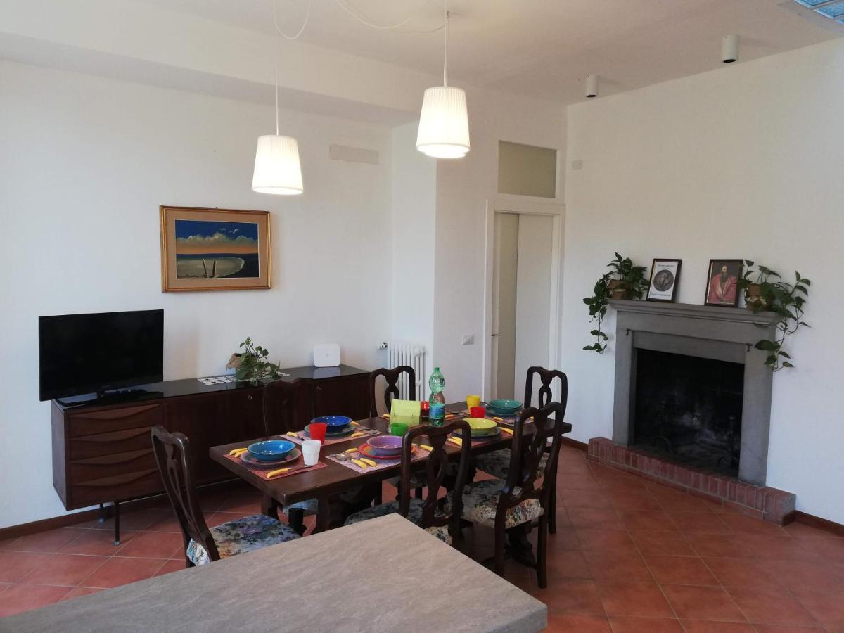 Casa Di Pietro Aretino, Arezzo Centro Storico 4-8 Letti Apartment Bagian luar foto